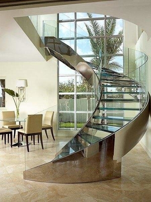 Fertigen Sie die moderne kleine gewundene Innen Treppen-Luxusraumersparnis besonders an