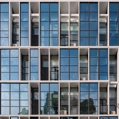 Freiliegender Aluminium-Fassadenrahmen Glasvorhangfassade Außen individuell angepasst