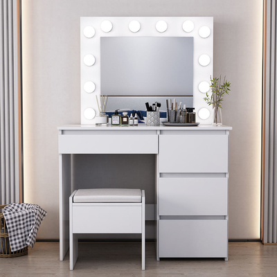 Möbel-Make-up-Eitelkeit mit Spiegel, weißer Schminkkosmetiktisch