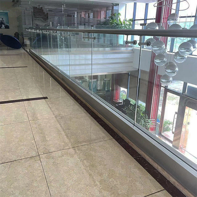Anti-Taifun-Hurrikan im Freien, rahmenlose Glasbalustrade, 10–20 mm dick