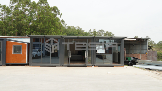 Luxuriöses, 20 Fuß großes, erweiterbares, vorgefertigtes Containerhaus mit leichter Stahlkonstruktion