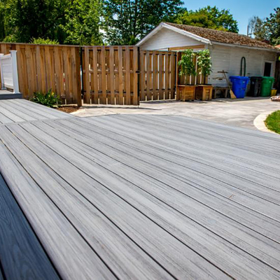 18mm Matt Plastic Wood Grain Flooring beständiger zusammengesetzter UVdecking PVCs