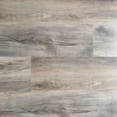 Rauch-Grau 4mm 5mm 6mm Boden-wasserdichter hölzerner Korn-Klicken-Vinylplanken-Bodenbelag PVCs SPC