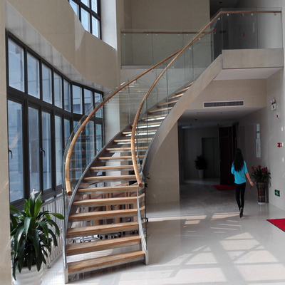 Schmiedeeisen-Innentreppen-Geländer-Wendeltreppe-gebogener Geländerdocken-Glashandlauf