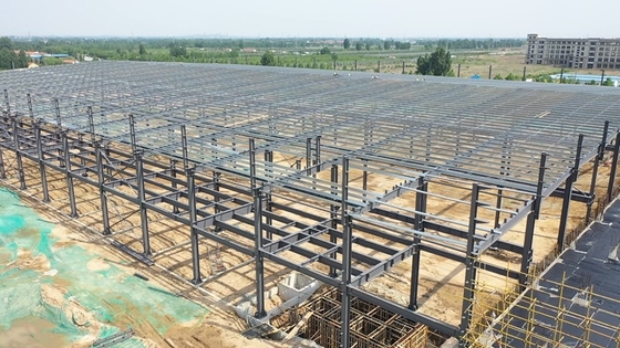 Stahlskelettbau-Metallgebäude-Auto-Werkstatt Soem-ODM dauerhafte helle
