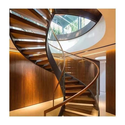 Raumersparnis-Wendeltreppe für Dachboden