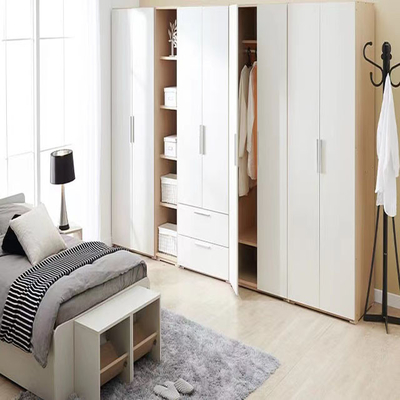Multi Farbehölzerner gehender Wandschrank